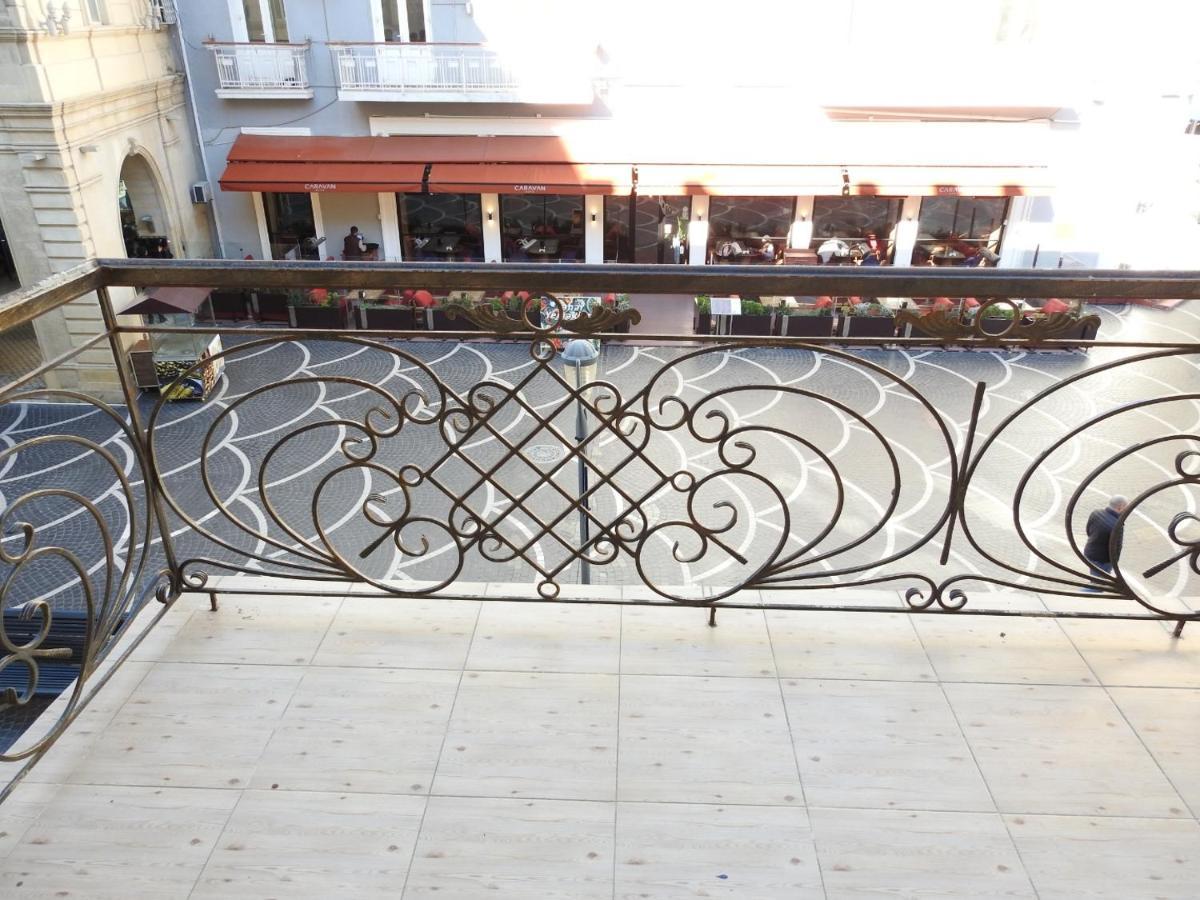 Solo Hotel On Nizami Street Baku Extérieur photo